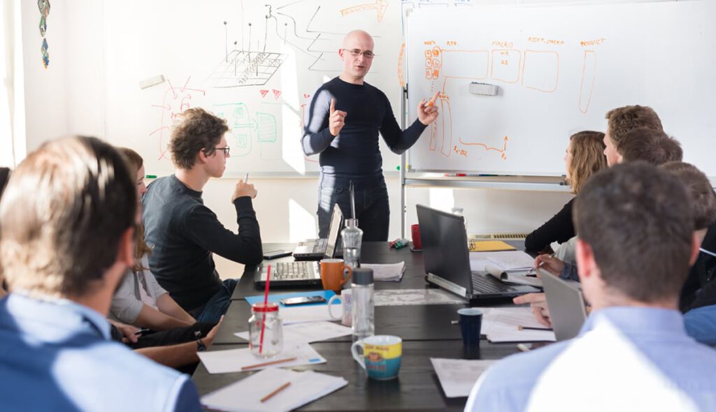 How to Leverage Email Hosting for Better Business Communication?