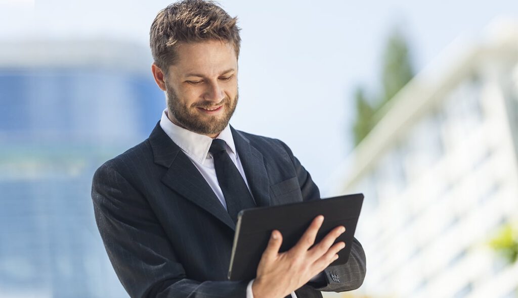 Best Video Hosting: Self-Hosted vs. Cloud-Based Solutions